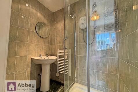 Ensuite 2
