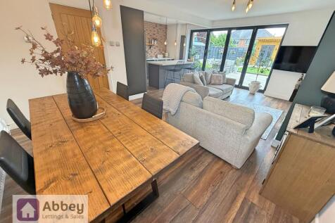 Open Plan Kitchen Living Area