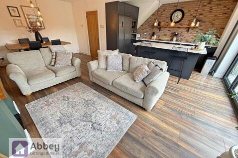 Open Plan Kitchen Living Area