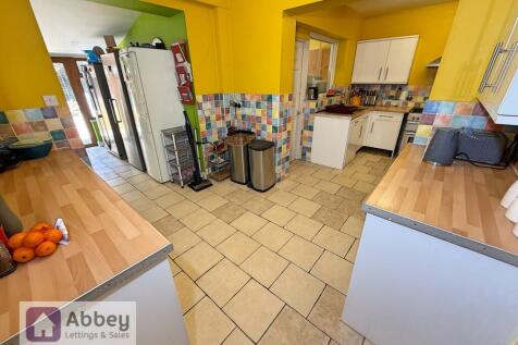 Communal Kitchen Area