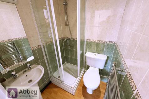 Bedroom 1 Ensuite