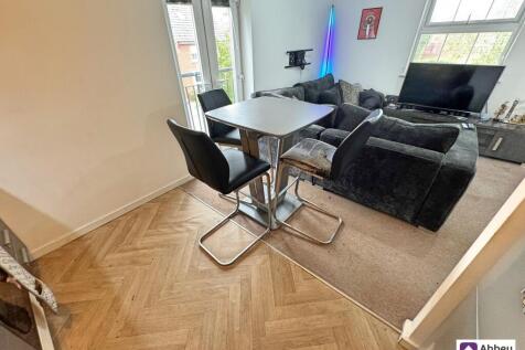 Open Plan Kitchen Living Area