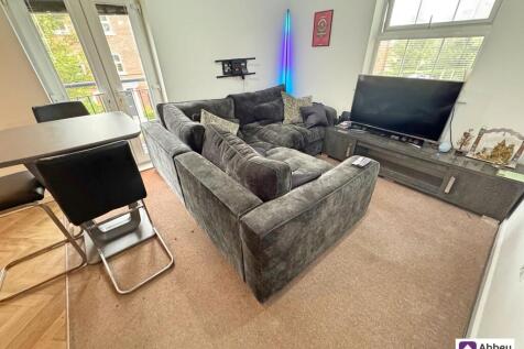 Open Plan Kitchen Living Area