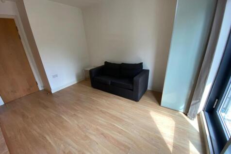 Lounge/Bedroom/Kitchen