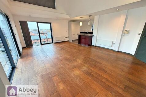 Open Plan Living &amp; Kitchen Area