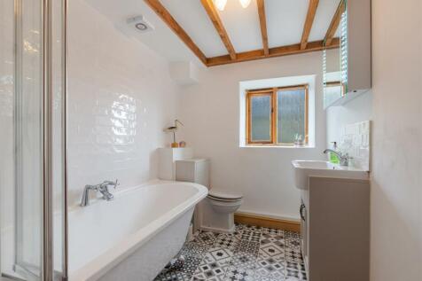 A13 - Carew Barn - 230414.jpg