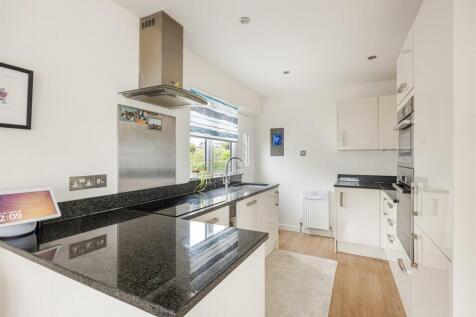 A12 - 31 Churchfields Dartmouth - 240430.jpg