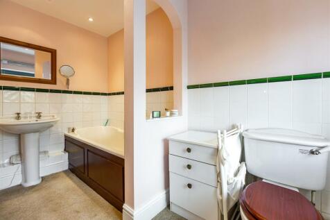 A31 - Strete, Wayside - 240403.jpg