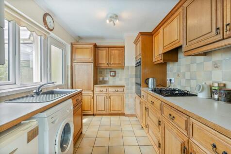 A16 - The Loft 26 Churchfields Dartmouth - 240807.