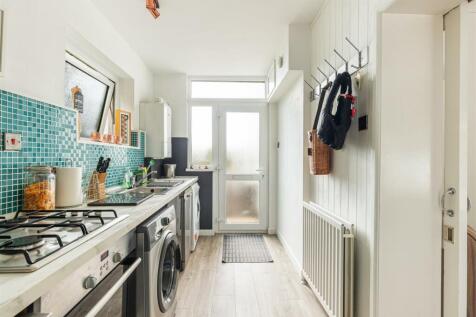 20 Utility AN Kitchen Pathfields Dartmouth - 23072