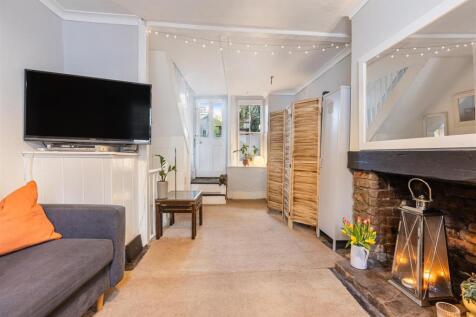 A12 - 37 Crowthers Hill Dartmouth - 250130.jpg