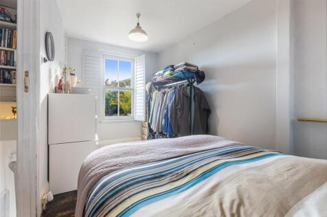 A15 - 37 Crowthers Hill Dartmouth - 250130.jpg