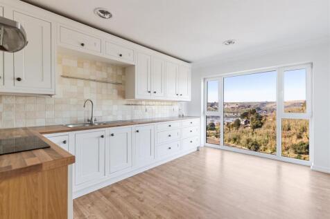 A01 - 5 Britannia Court Higher Contour Road Kingsw