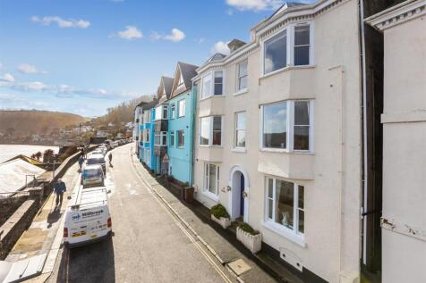 A03 - Flat 2 Dartview 38 Newcomen Road Dartmouth -