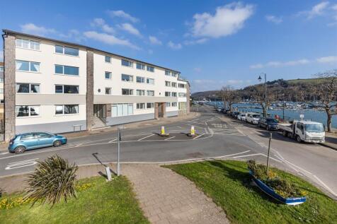 A01 - 4 Mayflower Court, Dartmouth, North Embankme