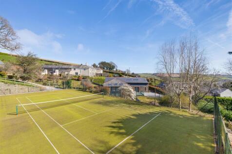 A10 - Higher Bowden Estate, Willow Bank - 250320.j