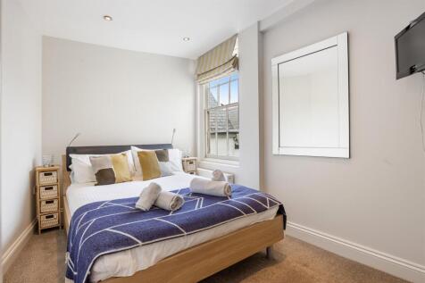 A16 - 11A Smith Street Dartmouth - 240411.jpg