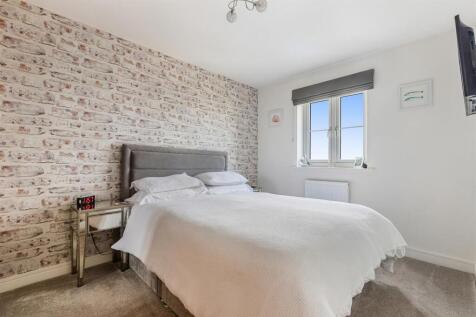 A11 - 24 Cotton Road Dartmouth - 231103.jpg
