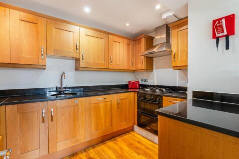 A07 - Lower Deck Warfleet Dartmouth - 250507.jpg