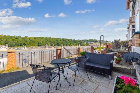 A06 - 43 Sandquay Road Dartmouth - 250617.jpg