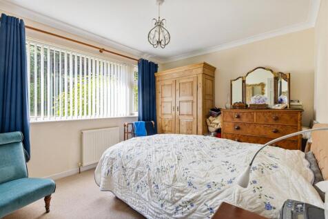 A10 - 12 Churchfields Dartmouth - 250701.jpg