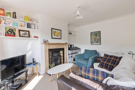 14 Family Room 16 Fairview Road, Dartmouth - 24082