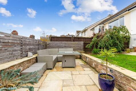 A07 - 25 Church Road Dartmouth - 251014.jpg