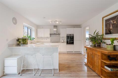 A10 - 51 French Furze, Blackawton - 251031.jpg