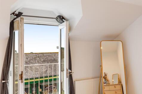 A10 - 6 Endsleigh Court, Stoke Fleming - 251111.jp