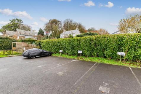 A04 - 6 Endsleigh Court, Stoke Fleming - 251111.jp