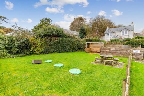 A05 - 6 Endsleigh Court, Stoke Fleming - 251111.jp