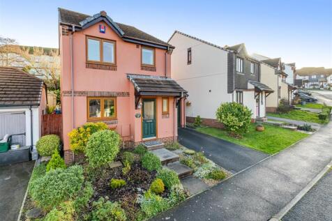 A03 - 38 Seymour Drive, Dartmouth - 251210.jpg