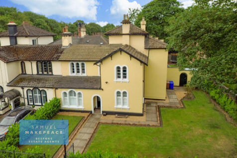 Six Bedroom Grade II Listed, Semi Detached Villa