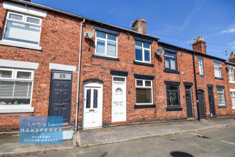 Two Bedroom Terraced Property with Field Views
