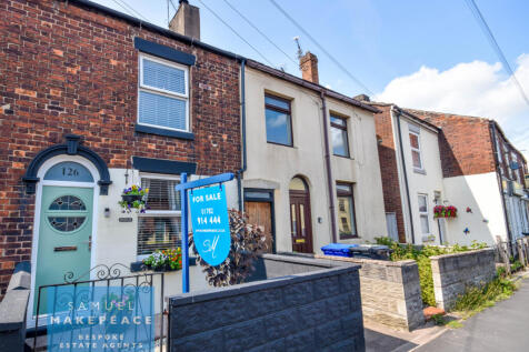 Two Bedroom Terraced House with Landscaped Garden