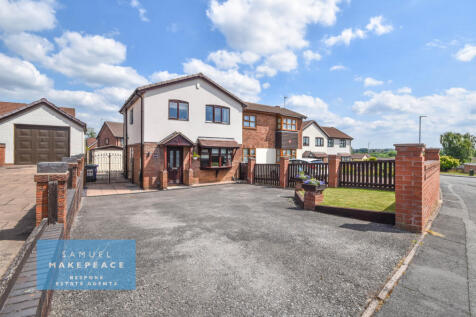 Three Bedroom Semi With Conservatory for Sale