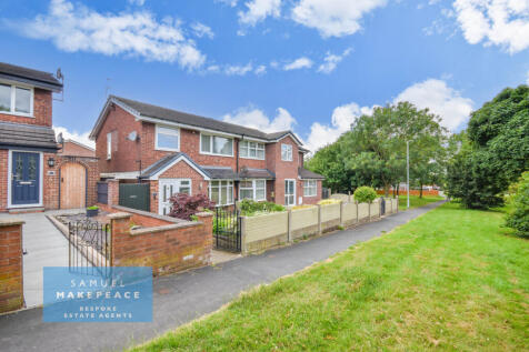 Three Bedroom Semi Detached Hidden away on Lovely