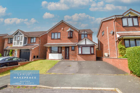 Four Bedroom Detached on Cul De Sac with Summer H