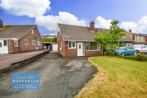 Two Bedroom Semi Detached Dormer Bungalow with La
