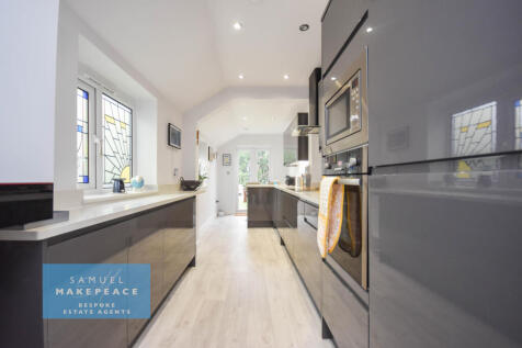 Immaculate Three Bedroom Semi Detached Property W