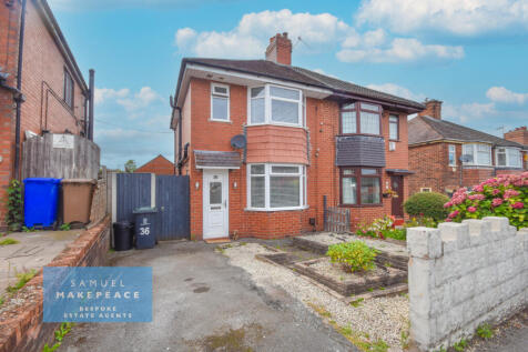 Three Bedroom Semi-Detached with Detached Garage 