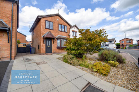 Fabulous Three Bedroom Detached Property