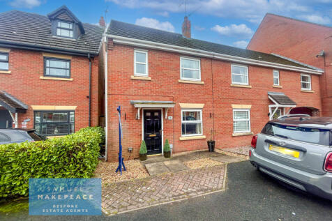 Homely Three Bedroom Semi Detached Property with 