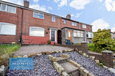 Three Bedroom Town House with Gorgeous Decor and 