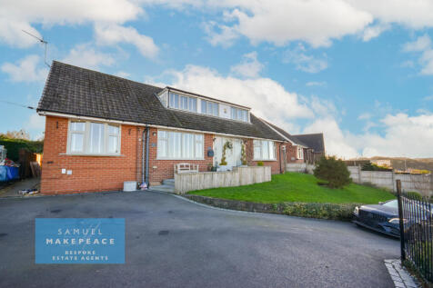 Five Bedroom Detached Home with Stunning Features