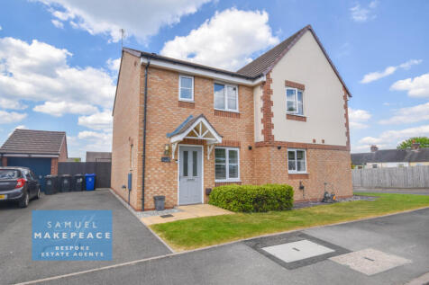 Three Bedroom Semi Detached with Large Garden