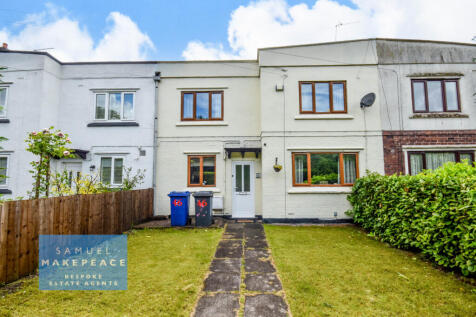 Three Bedroom Town House with Double Detached Gar