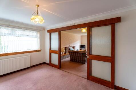 Lounge/dining