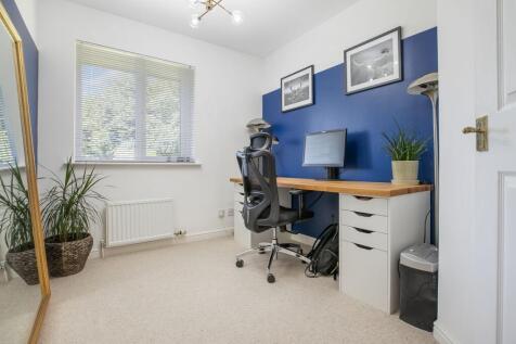 Office/Bedroom 5