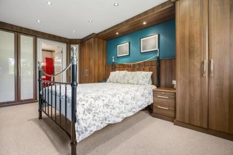 Main bedroom